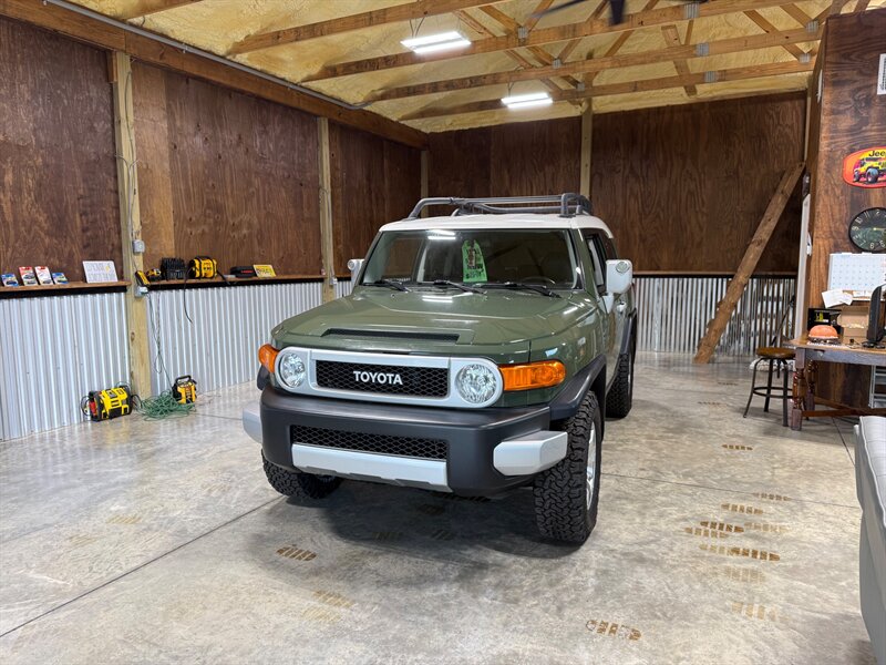 toyota fj cruiser 2010 JTEBU4BF5AK089264 image toyota fj cruiser 2010 JTEBU4BF5AK089264 image